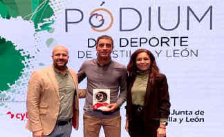 RECONOCIMIENTO A CARLOS BAEZA FRAILE, EN LOS PREMIOS PODIUM DEL DEPORTE