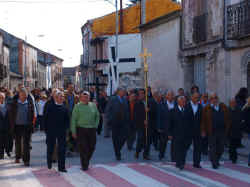 00procesion.jpg (99911 bytes)