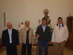 procesion_encuentro_2010 (17).jpg (60918 bytes)