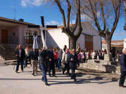procesion_encuentro_2010 (7).jpg (132339 bytes)