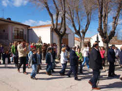 procesion_encuentro_2010 (8).jpg (145039 bytes)