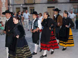 Festival de ajo 2010 (30).jpg (69836 bytes)