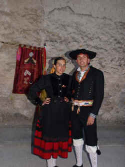 Festival de ajo 2010 (51).jpg (39542 bytes)