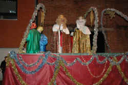 Cabalgata_ Reyes_2011 (11).JPG (107228 bytes)