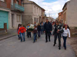 procesion_del_encuentro_2011 (5).jpg (81731 bytes)