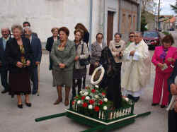 procesion_del_encuentro_2011 (9).jpg (95144 bytes)