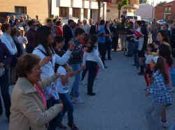 procesion_2011-13.jpg (89430 bytes)
