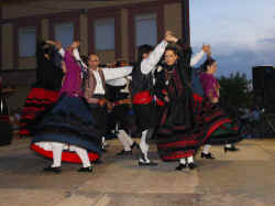 festival-ajo-2011 (11).jpg (70311 bytes)