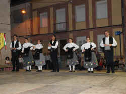 festival-ajo-2011 (19).jpg (80124 bytes)