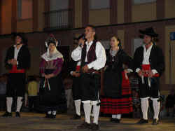 festival-ajo-2011 (28).jpg (71294 bytes)
