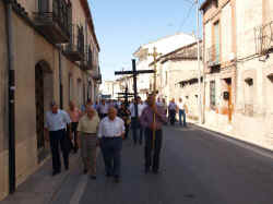 Dia-cruz-2011 (05).jpg (83236 bytes)