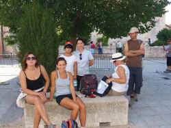 Marcha a pie 2011 (24).jpg (109230 bytes)