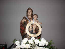 procesion-encuentro-2012.jpg (101723 bytes)