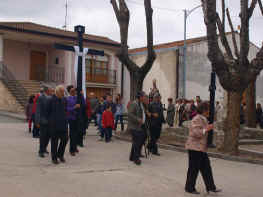 procesion_encuentro-2013 (16).JPG (110293 bytes)