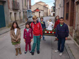 procesion_encuentro-2013 (4).JPG (114218 bytes)