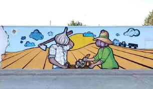 EL MURAL DE LA PISCINA