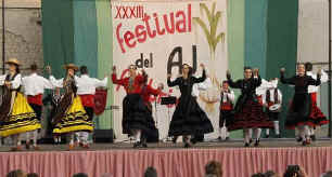 GRAN AFLUENCIA AL FESTIVAL DEL AJO 