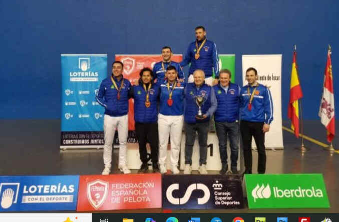 CARLOS BAEZA REVALIDA EL TITULO DE CAPEON DE ESPAA