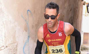ENRIQUE DE DIEGO VENCE EN LA VUELTA A LOS JARDINES DE LA GRANJA 2025