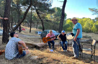 ALGUNA FOTO MS DE LAS FIESTAS, REBUSCANDO POR AH