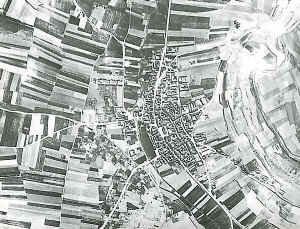 1956vistaaerea.jpg (95930 bytes)